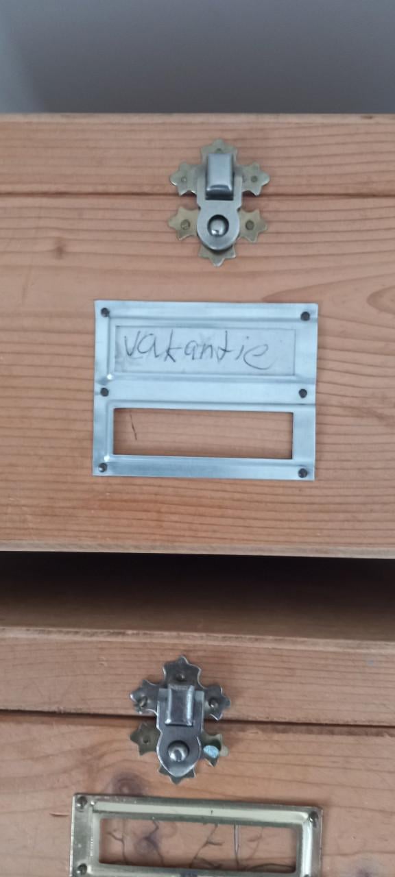 2 handige opbergkistjes
