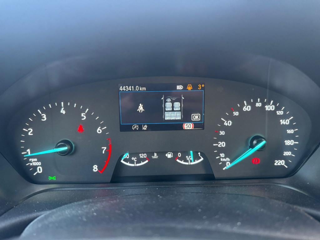 Ford Puma 1.0 ecoboost hybrid titanium