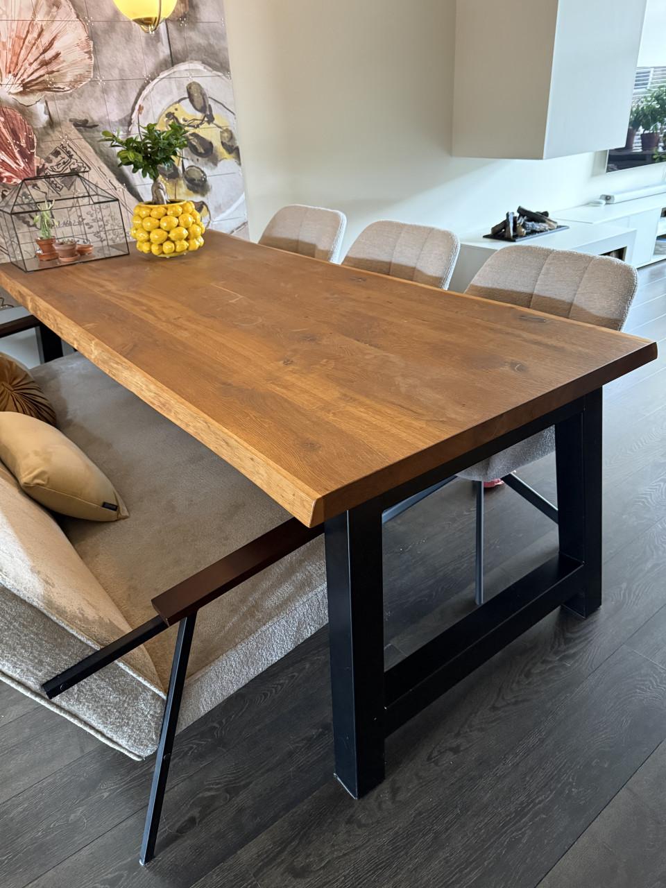 Massieve eiken tafel 220x100cm