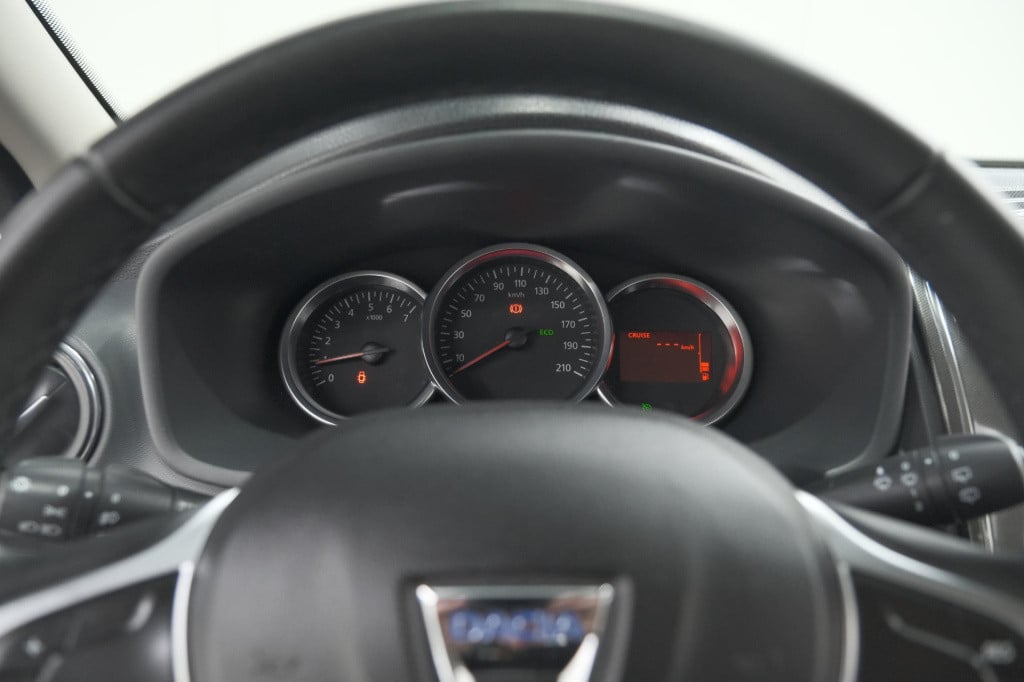 Dacia Sandero Stepway tce 90 sl | navigatie | parkeersensoren | airco