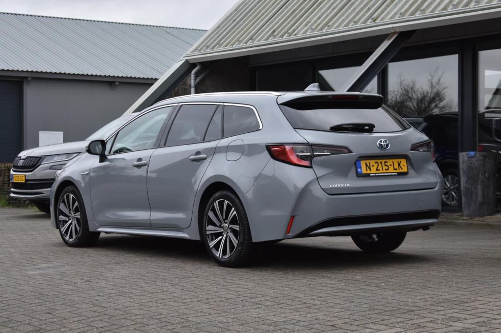 Toyota Corolla Touring Sports 1.8 hybrid dynamic | camera | stoelverwarming
