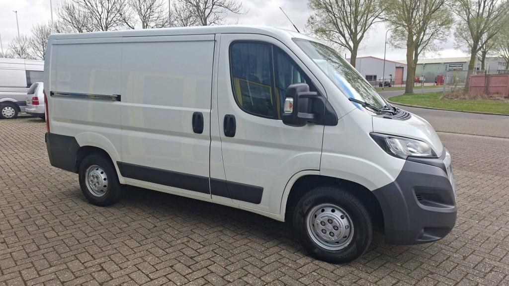 Peugeot BOXER 330 2.2 e-HDI L1 H1 XRbj:2015 airco luchtvering i.z.g.st