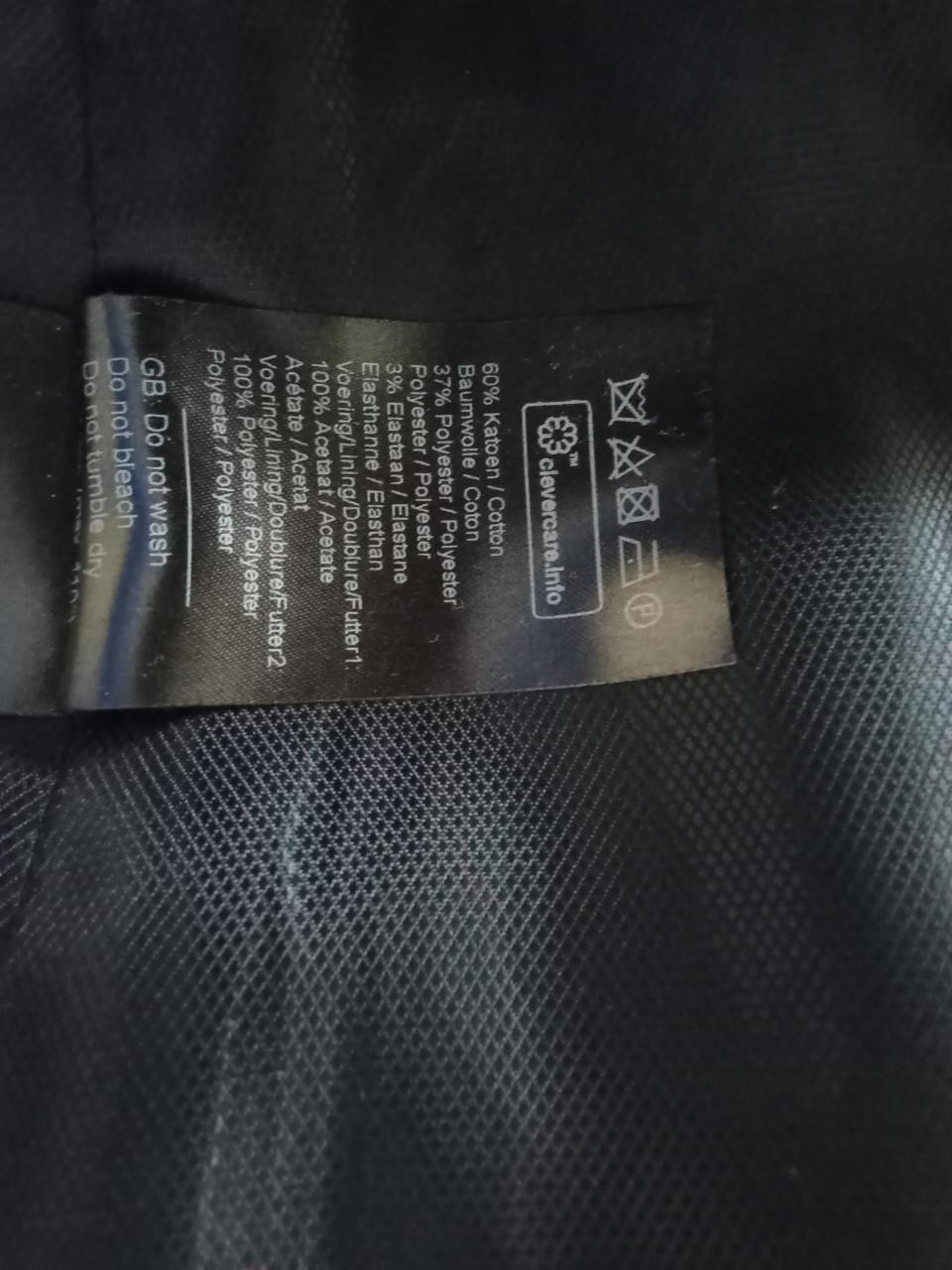 Prachtige zwart /witte dames blazer  Merk Promiss  Maat 38