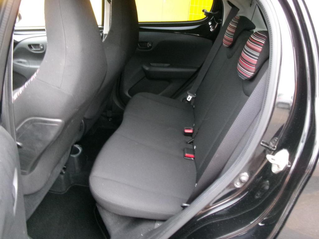 Citroen C1 1.0 vti feel airco, bluetooth, usb, centr.v.