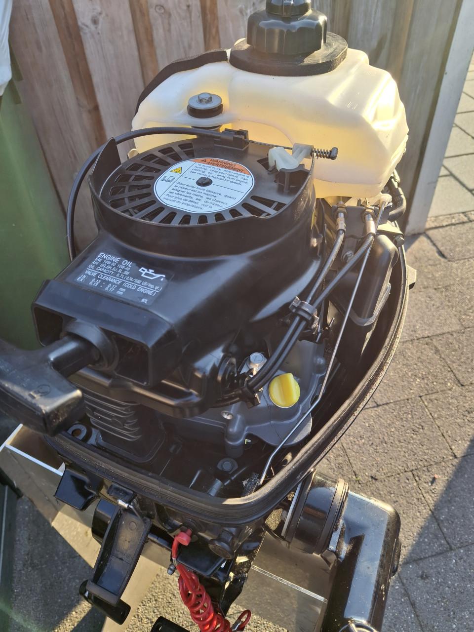 Kortstaart buitenboordmotor 4 takt en 2 takt.  Alles Vaarklaar!!
