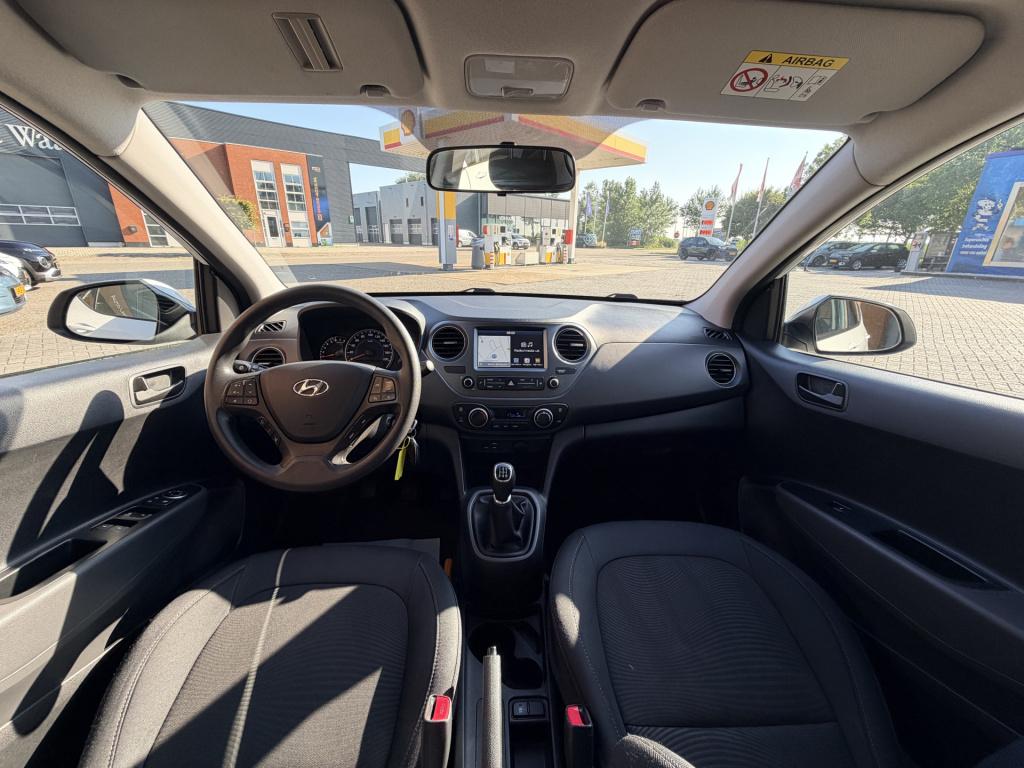 Hyundai I 10 1.0i go! 2017 | carplay | nav | radio | bluetooth | climate co