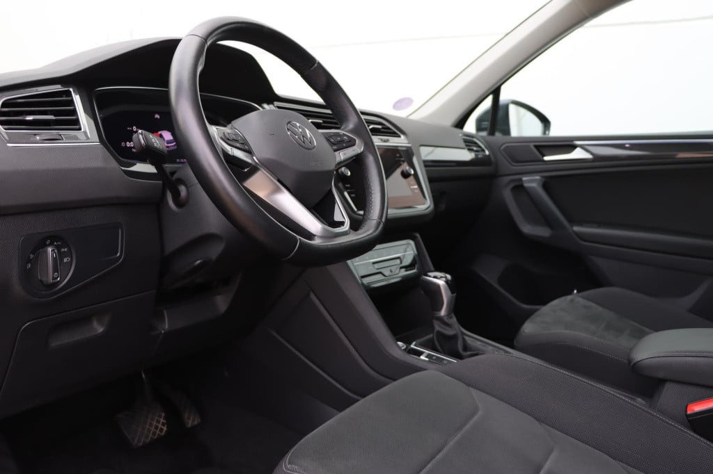 Volkswagen Tiguan 1.5 tsi elegance