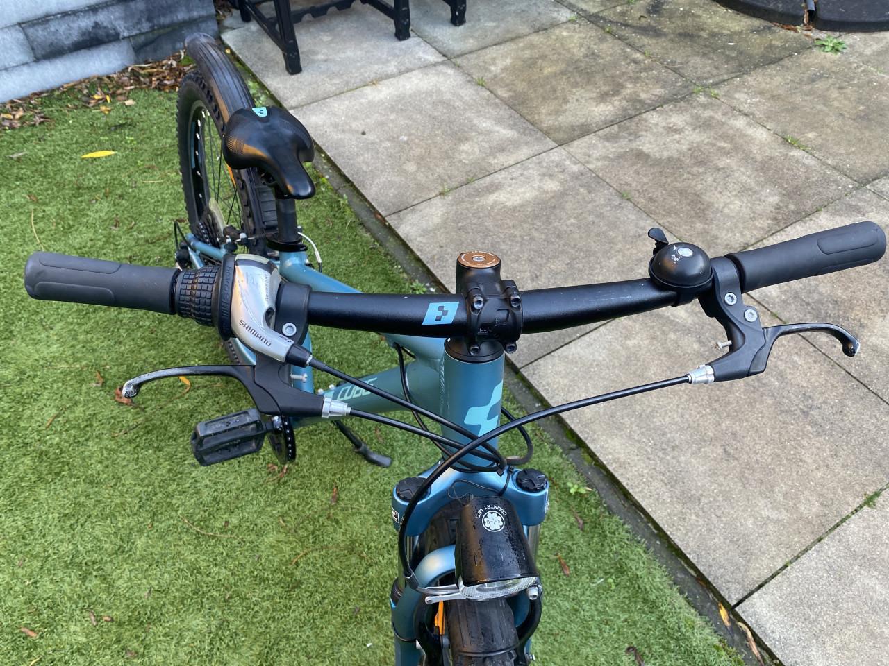 Cube acid race allroad 24 inch