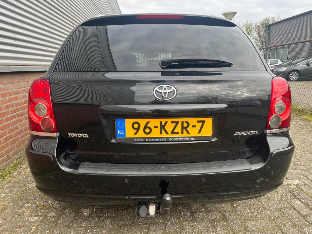 Toyota Avensis wagon 1.8 vvti luna | nieuwe apk | trekhaak