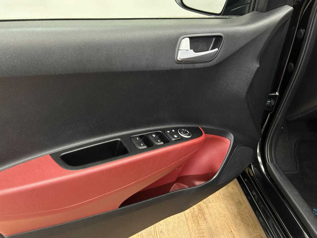 Hyundai I 10 occasion 1.2i | zwart | tweedehands hyundai i10 | airco | stoe