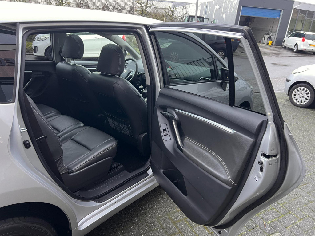 Toyota Corolla Verso 1.6 vvt-i business