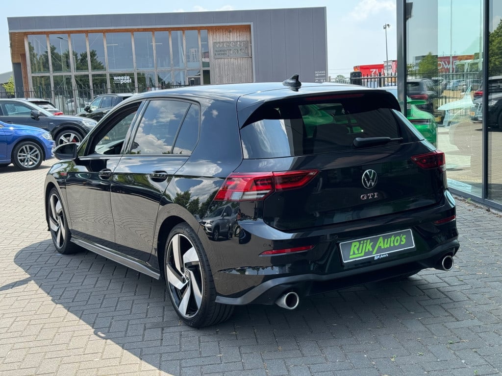 Volkswagen Golf 2.0 tsi gti * camera * stoel + stuur verwarming * carplay