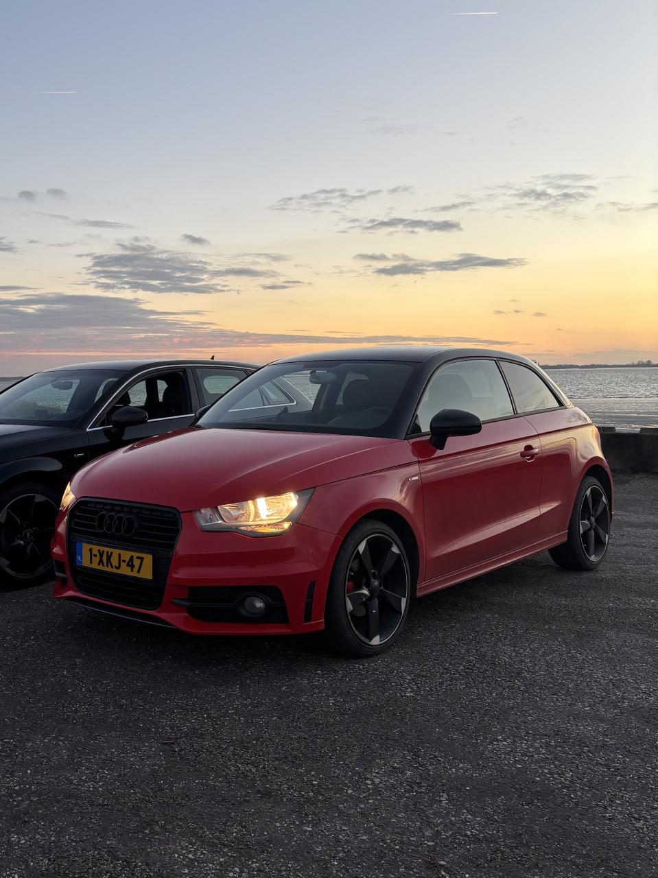 Audi A1 1.2 TFSI Admired S-Line | APK 2027 |