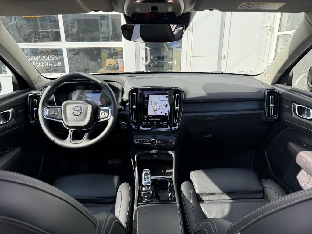 Volvo XC40 t5 262pk recharge ultimate bright| full options !!