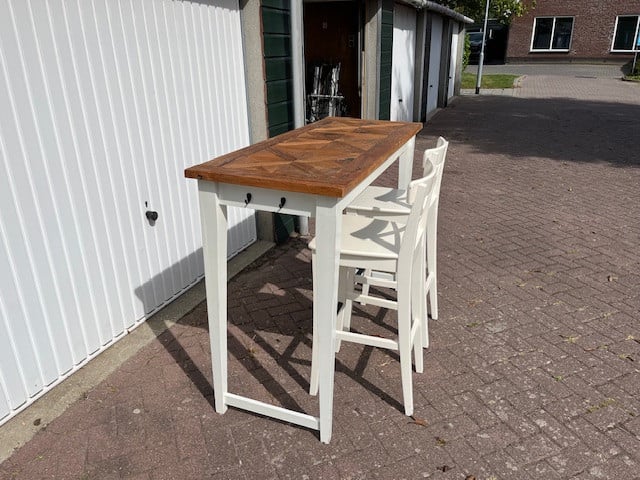 Bartafel met oud eiken ingelegd blad (like Riviera Maison)