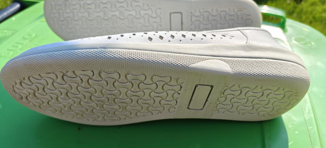Gratis schoen maat 42 kleur wit