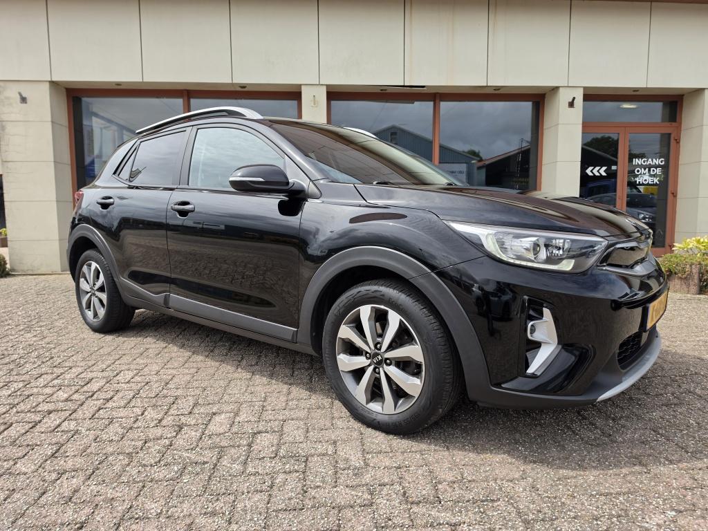 Kia Stonic 1.0 t-gdi mhev dyn+line | lane ass | cruise | clima | navi | lm