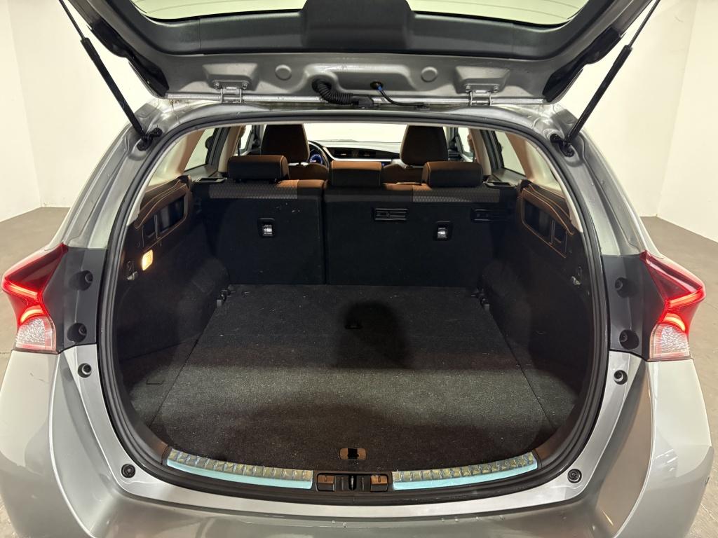 Toyota Auris touring sports 1.8 hybr. energy +