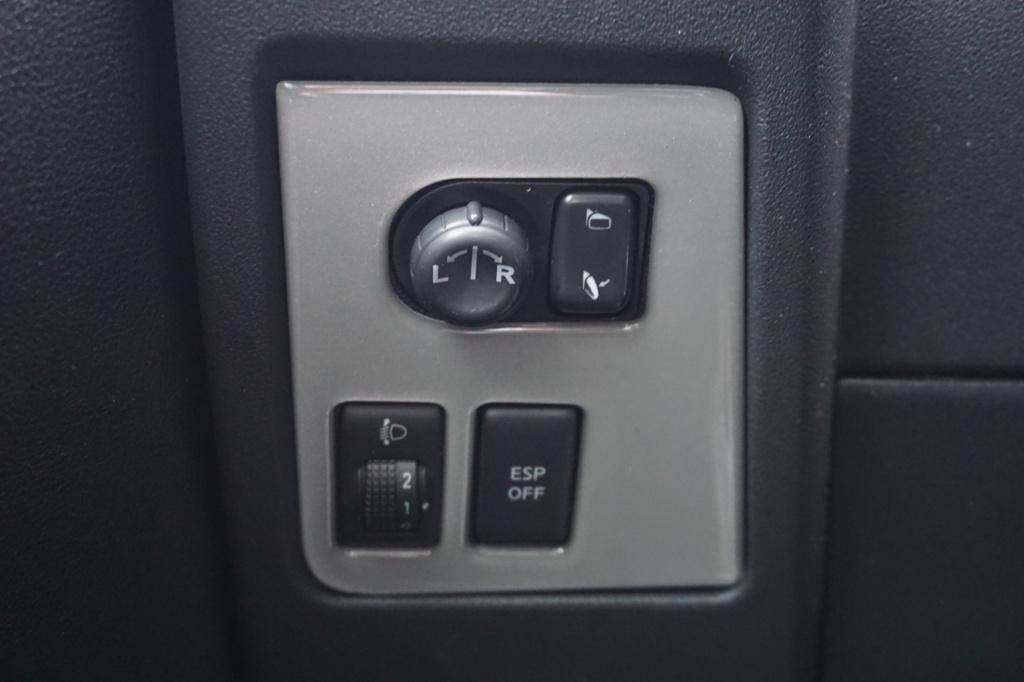 Nissan Qashqai 2.0 acenta automaat - airco / cruise / pano / parkeersens. /