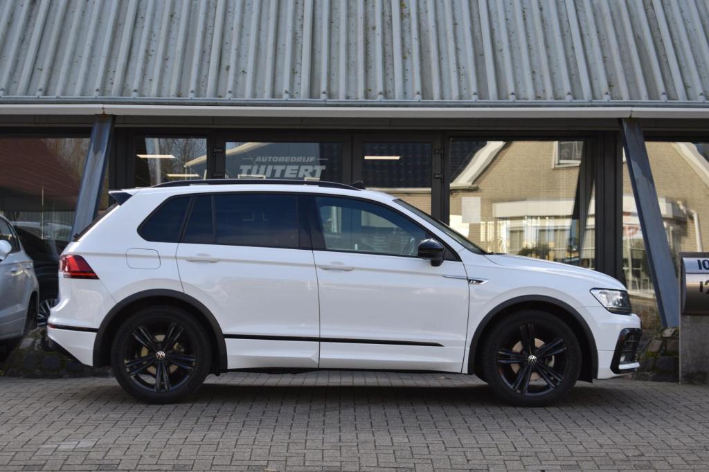 Volkswagen Tiguan 1.5 tsi act highline | r-line | black style | trekhaak | 