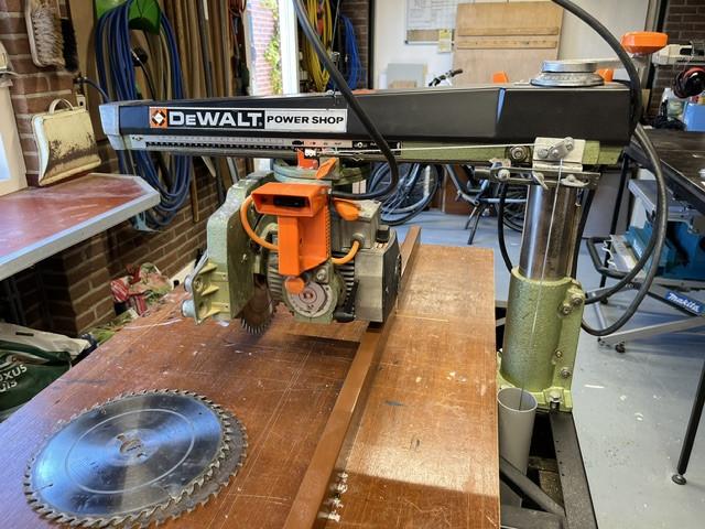 DeWalt DW125 Radiaalzaag - afkortzaag