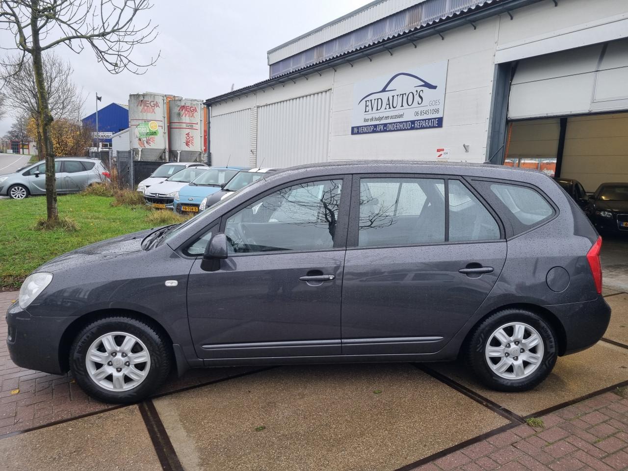 Kia Carens 2.0 CVVT X-tra | Hoge instap | 150.556 KM!