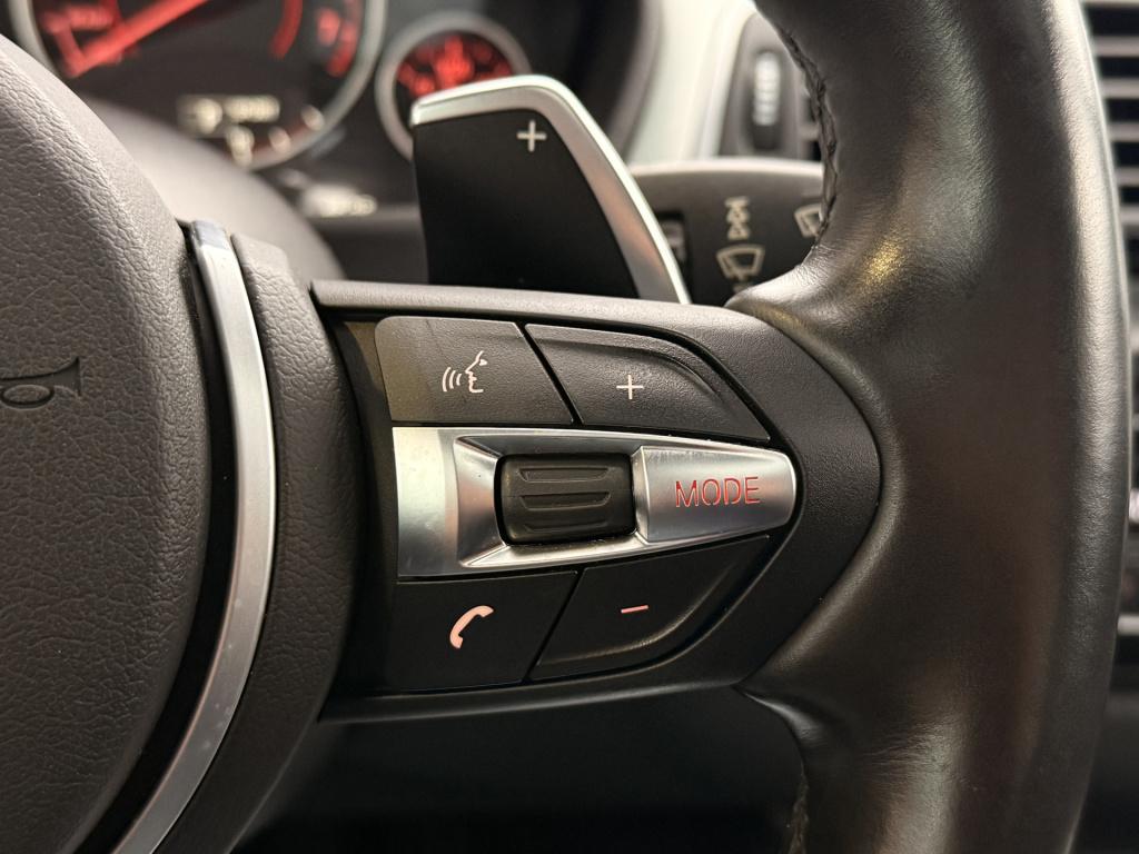 BMW 3-serie 330e m-sport | head-up | cruise | stoelverwarming | 360 | leder