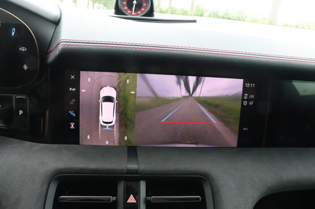 Porsche Taycan sport turismo gts | 93 kwh accu plus | surround view | innod