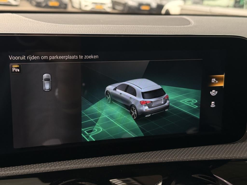 Mercedes-Benz A-Klasse 250 e amg line | nightpakket | pano | leder | el. st