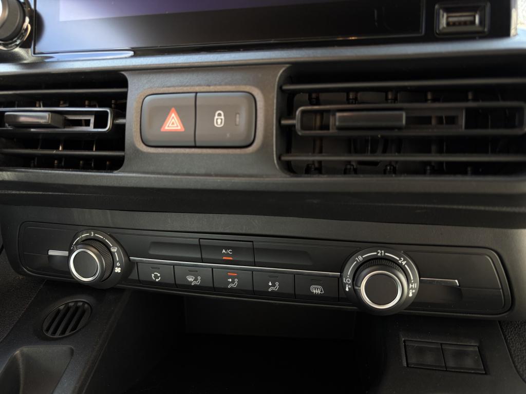 Peugeot Partner 1.5 bluehdi 100 s&s l1 / trekhaak / navigatie / parkeersens