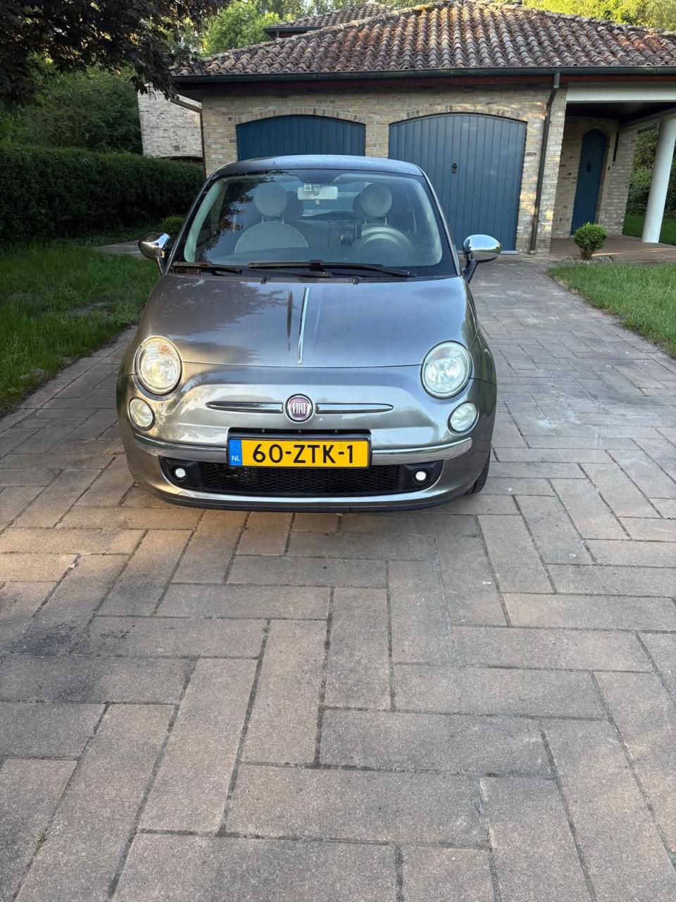 Nette Fiat 500 1.2 benzine met panoramadak