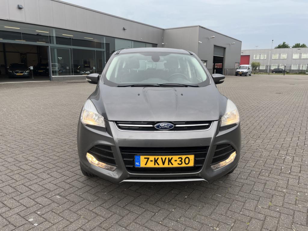 Ford Kuga 1.6 titanium 1 eig 58 dkm 2000 kg trekgewicht