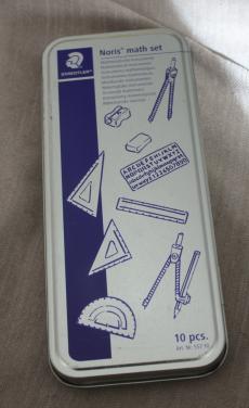 STAEDTLER 557 10 Noris wiskundeset met opbergblik