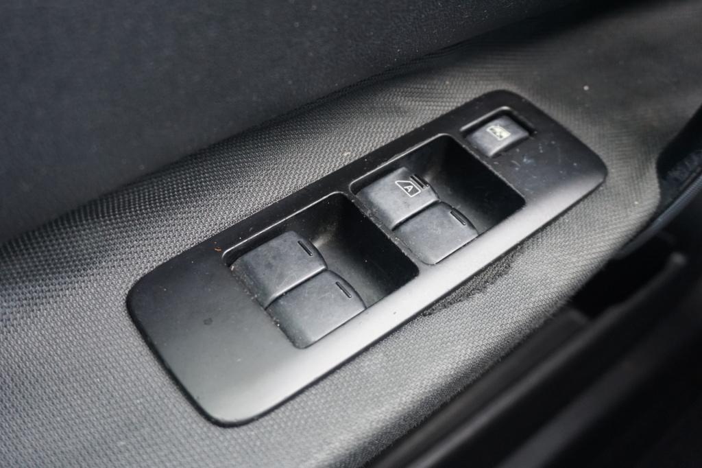 Nissan Qashqai 1.6 acenta airco / cruise / elektr. ramen / parkeers. / trek