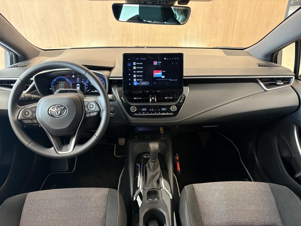 Toyota Corolla Touring Sports hybrid 140 dynamic | demo |