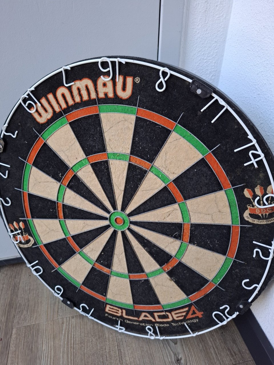 Winmau Blade 4