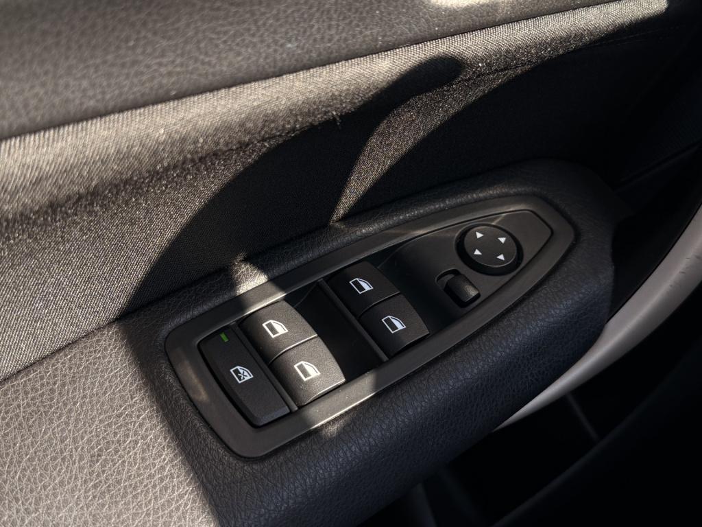 BMW 1 Serie 118i ede corporate lease essential | cruise | navi | led | 18 i