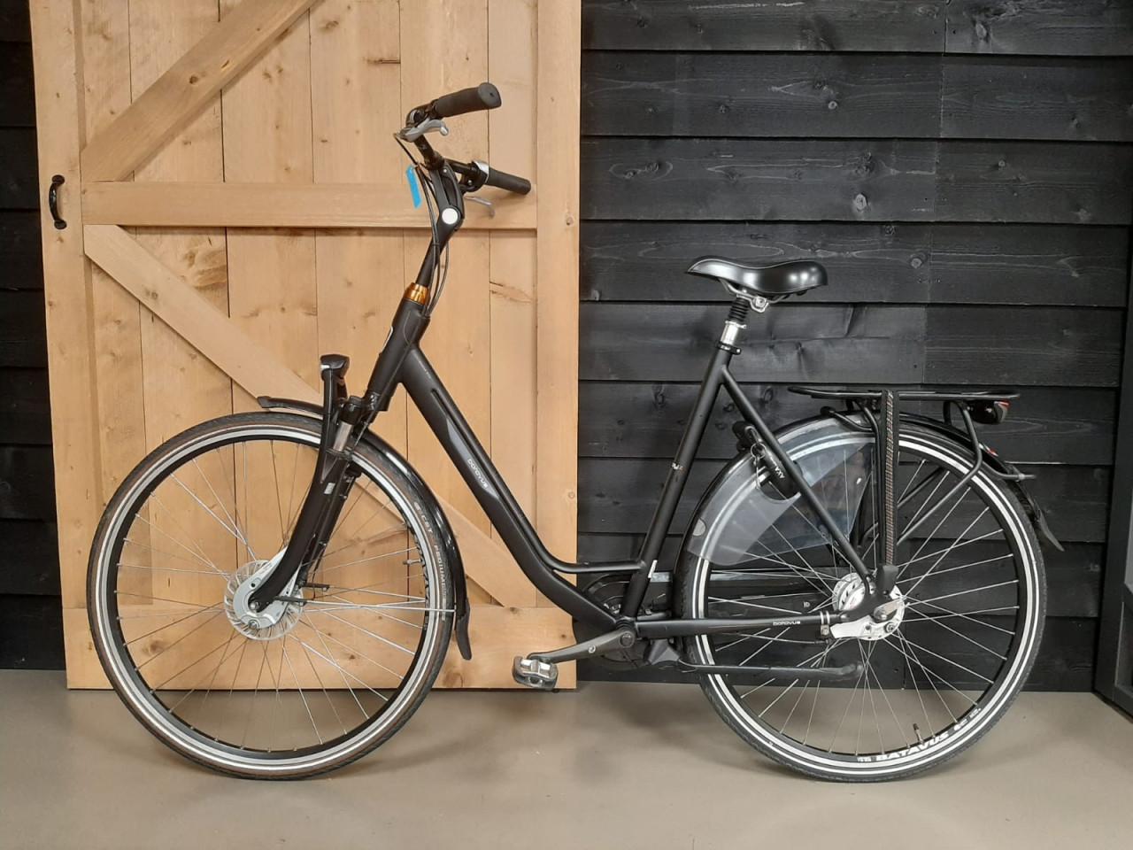 Zeer mooie Batavus Wayz met 8 versnellingen