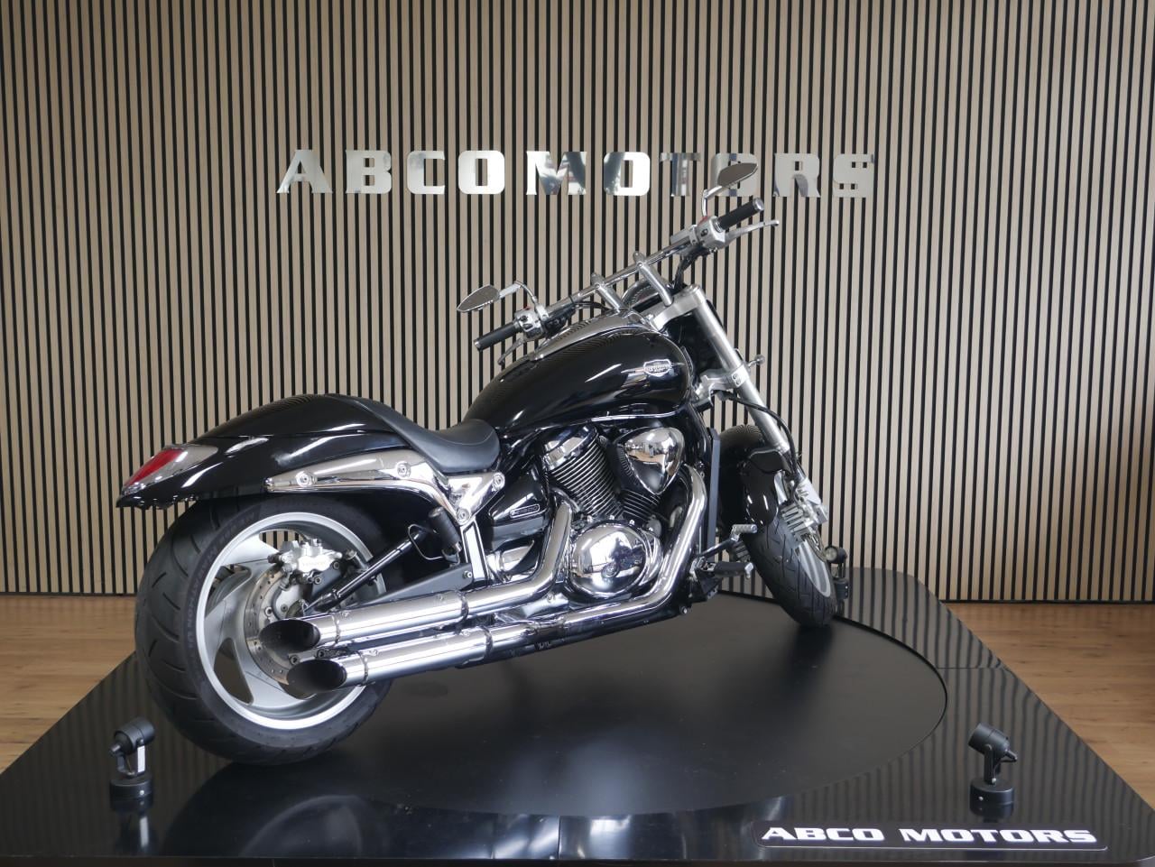 SUZUKI M 1500 INTRUDER