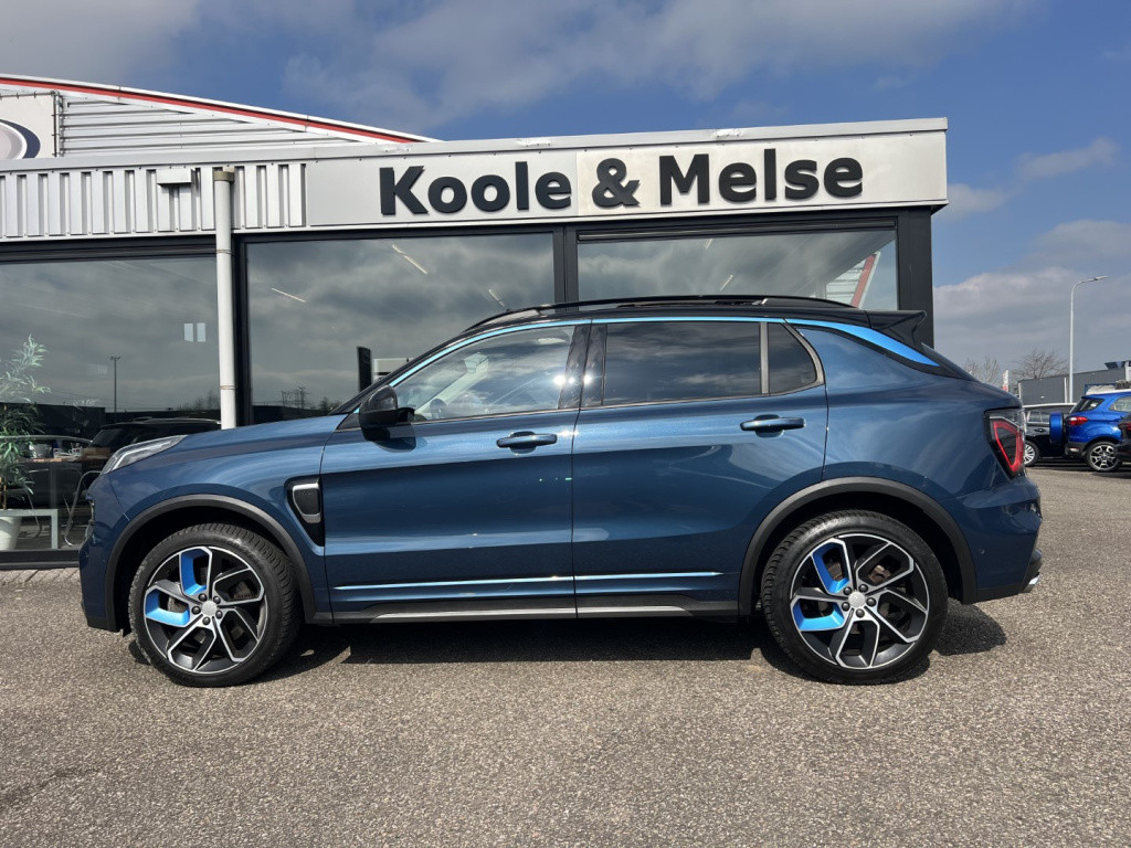 Lynk & Co 01 1.5 261pk plug in hybrid , panodak , 360 camera