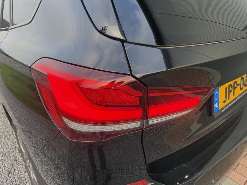 BMW X1 sdrive18i automaat high executive m-sportpakket