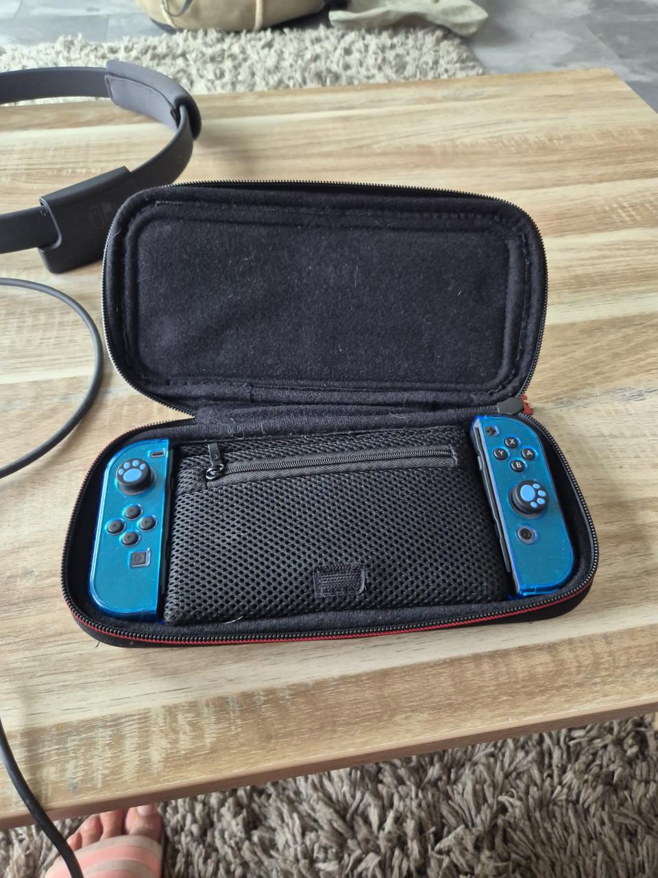 Nintendo Switch compleet + 7 topgames + Ring Fit Adventure – €375
