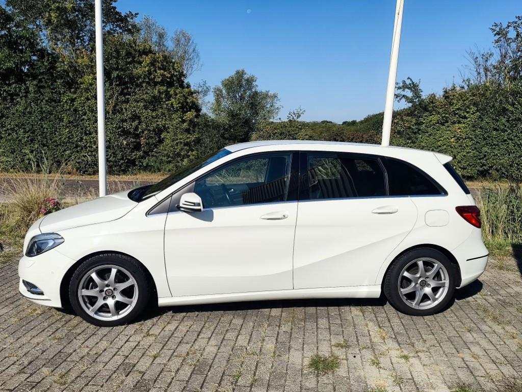 Mercedes-Benz B-Klasse 180 ambition
