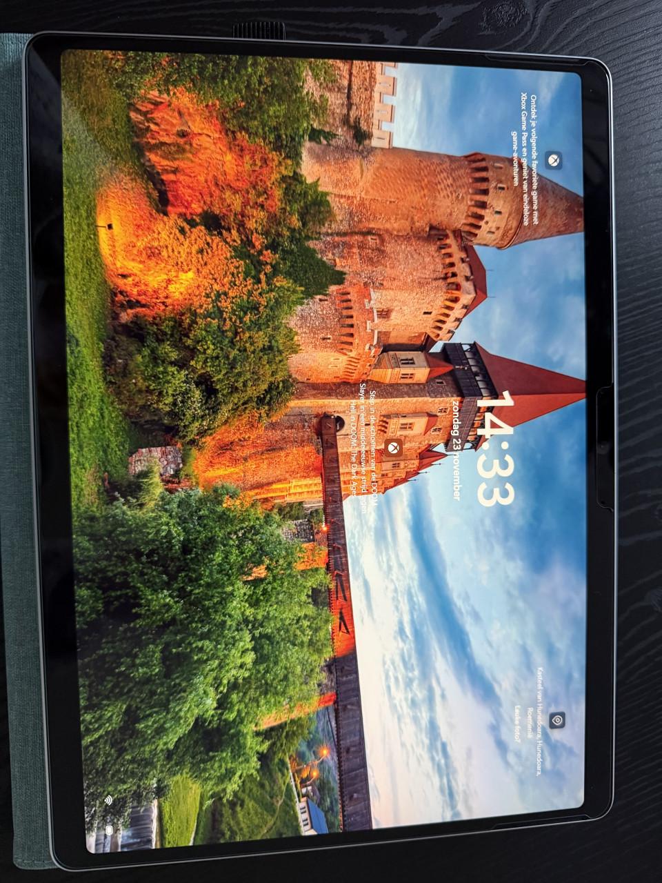 Microsoft surface pro 11 snapdragon x plus