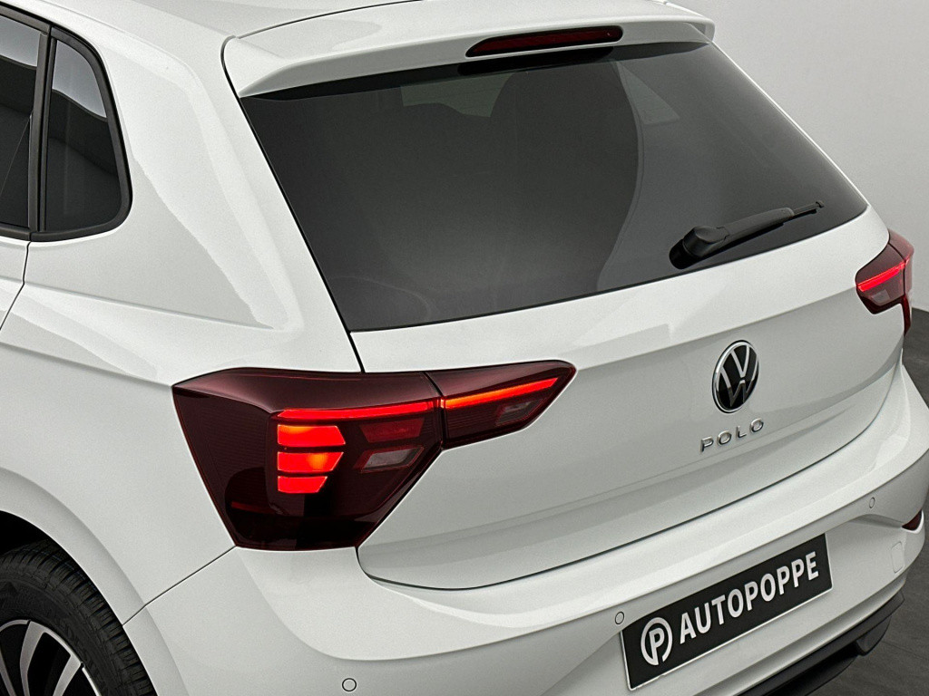 Volkswagen Polo life edition 1.0 tsi 70 kw / 95 pk hatchback 5 ver