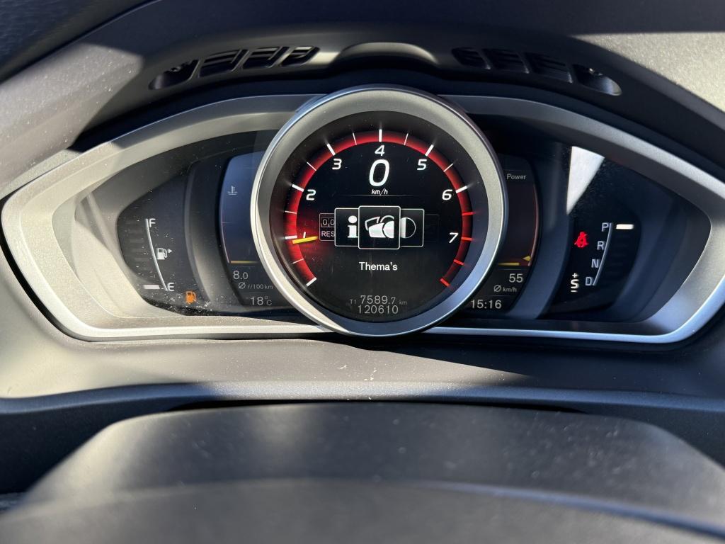 Volvo V40 t3 153pk aut6 polar+ sport| panodak| camera| h&k sound| trekhaak