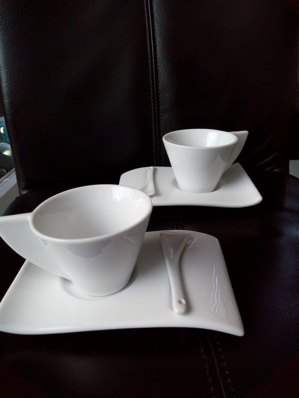 2 Design kop-en schotels