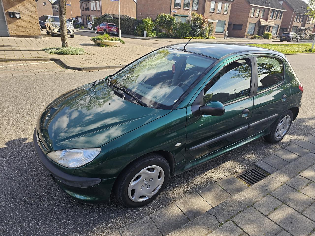 Peugeot 206