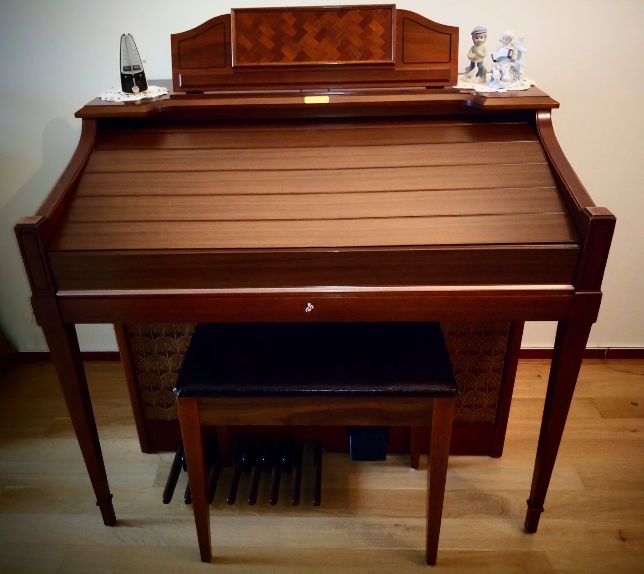YAMAHA D-85 orgel/synthesizer