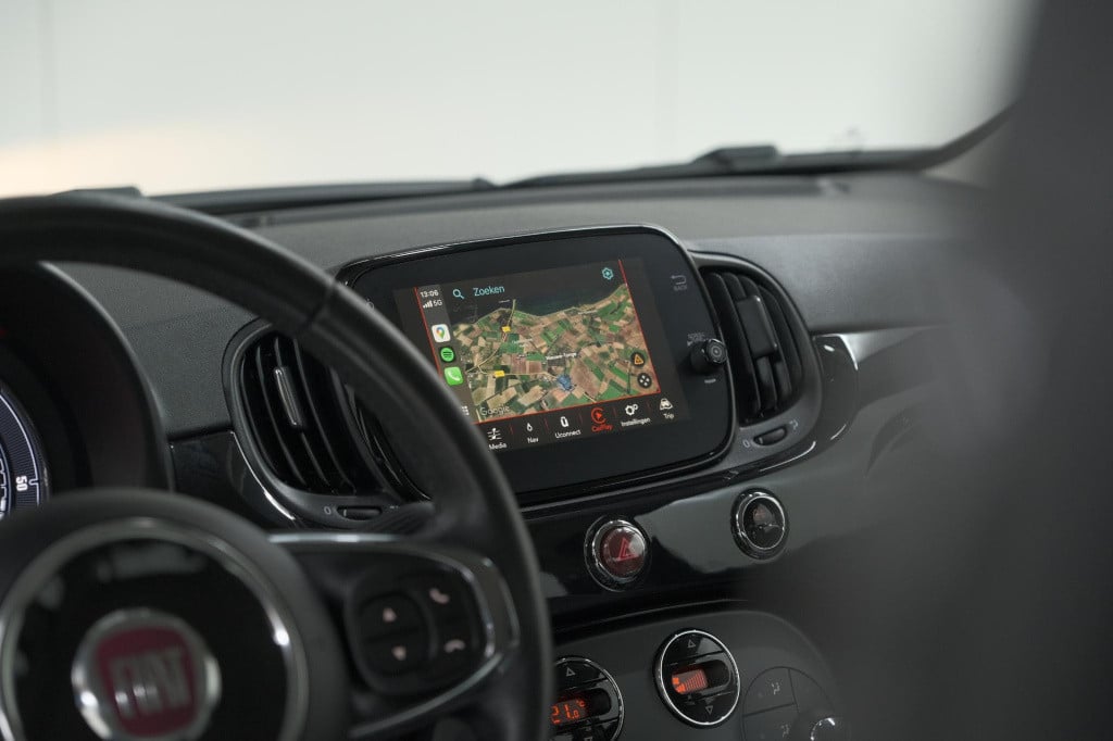 Fiat 500 C twinair turbo lounge | parkeersensoren | climate control | cruis